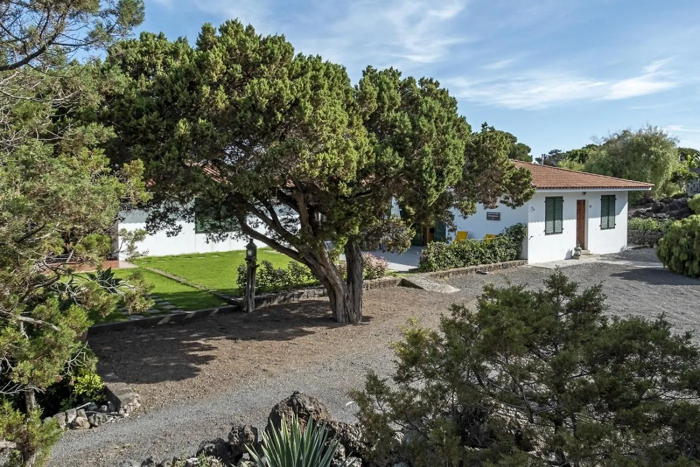 Las Sabinas Villa - El Guincho, Garachico Garachico