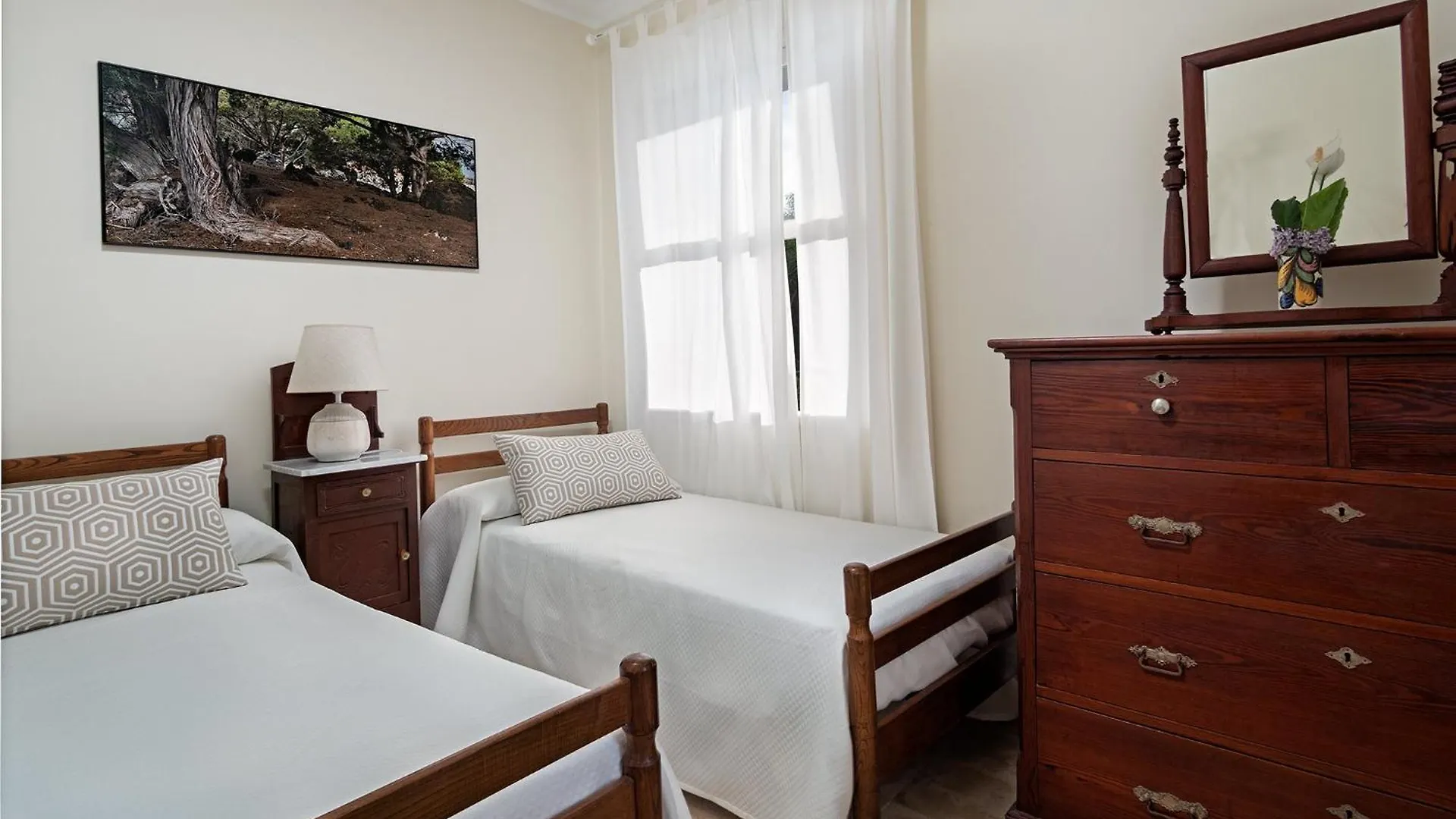Las Sabinas Villa - El Guincho, Garachico Spain